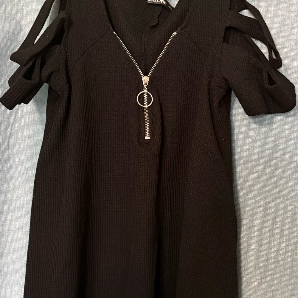 Stylish Black top with Zipper Detail